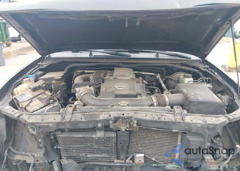 2011 Nissan Frontier Pro-4X z USA, uszkodzony, nr VIN 1N6AD0EVXBC449701